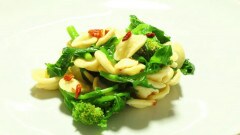 Orecchiette con cime di rapa