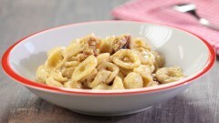 Orecchiette con salsa di noci