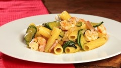 Pasta zucchine e gamberetti