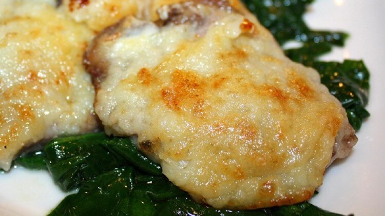 Costolette d'agnello al Roquefort