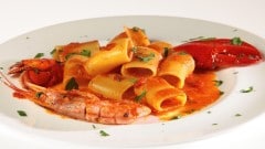 Paccheri con guazzetto di crostacei
