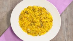 Risotto con zucchine e zafferano