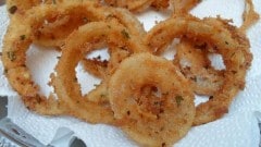 Anelli di cipolle fritte