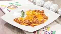 Ravioli ricotta e carciofi con ragù d'agnello