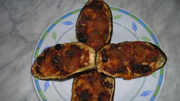 Barchette di melanzane con pomodoro e fontina
