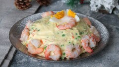 Insalata russa con gamberi