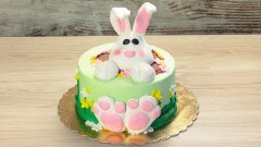 Torta con coniglietto