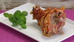 Cosciotto d'agnello alla menta al forno