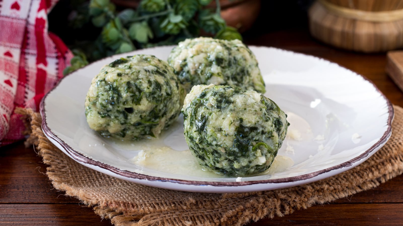 Ricetta tipica dell'Alto Adige - Spätzle agli spinaci