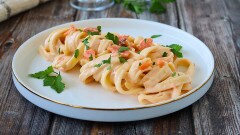 Tagliatelle al salmone affumicato