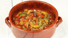 Srednogorie hotch-potch - Stufato con verdure bulgaro
