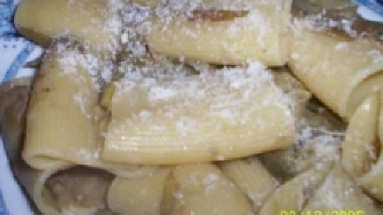 Paccheri con carciofi brasati e mantecati al castelmagno