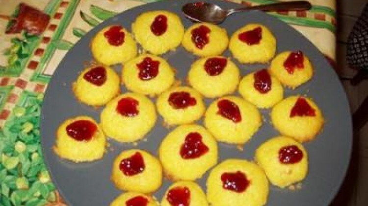 Biscotti al burro con marmellata