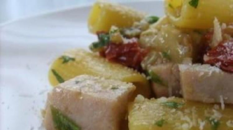 Mezze maniche con tonno