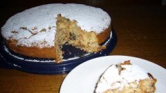 Torta alle pere con gocce di cioccolato