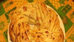 Torta angelica salata con speck e cipolla