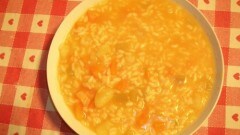 Minestra patate sedano e carote