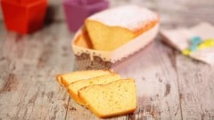 Plum cake all'olio e yogurt