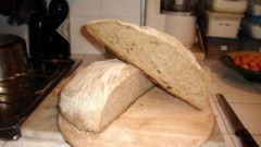 Pane pugliese con aggiunta di lievito madre