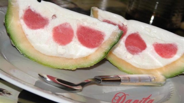 Frutta nel gelato