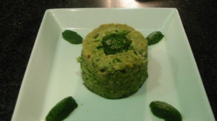 Timballo verde di pasta al ragù di coniglio