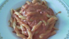 Pasta rosé con simmenthal