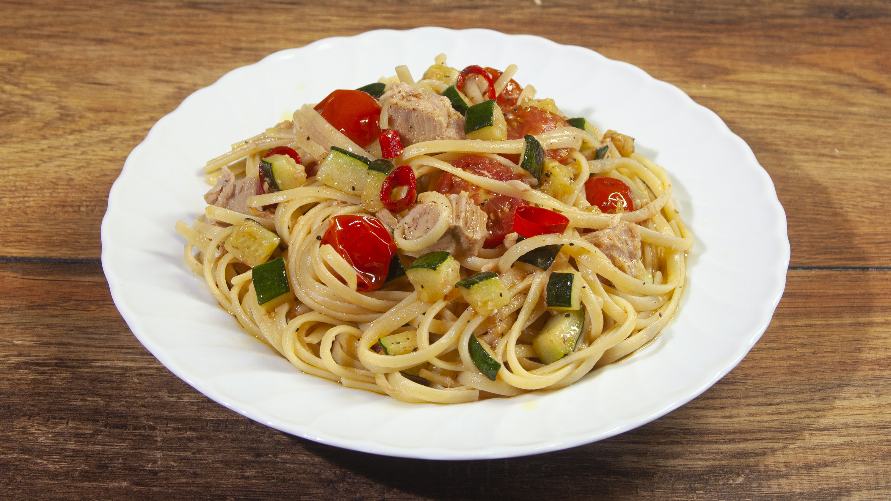 Ricetta Spaghetti Tonno Limone E Zucchine Cookaround