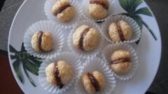 Baci di dama al cocco