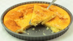 Clafoutis all'ananas e cocco