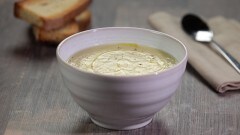 Vellutata di porri con crostini