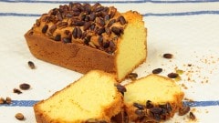 Plum cake ai pistacchi