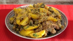 Tajine di agnello con patate e olive