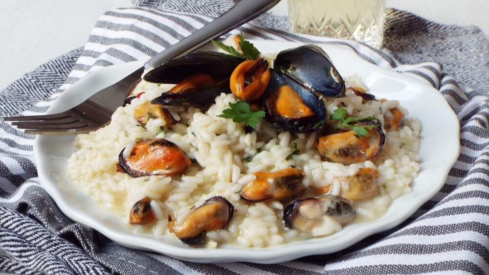 Risotto con le cozze: profumi e sapori di mare
