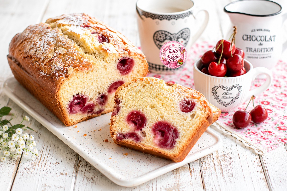 Plumcake alle Ciliegie "Alto e Morbido"