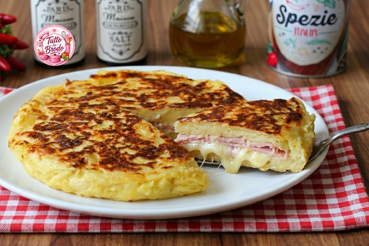 Torta di Patate in Padella con Prosciutto e Scamorza "Ricetta Facile e Veloce"