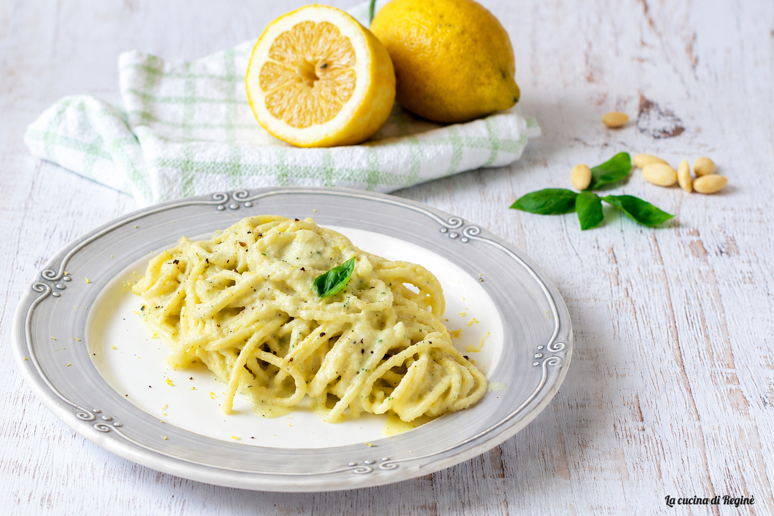 Pasta al pesto di limoni