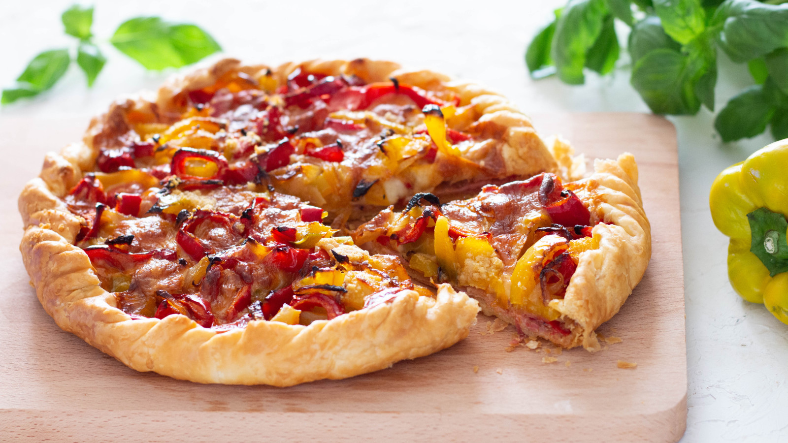 10 ricette salate con la pasta sfoglia: torte rustiche e stuzzichini ...