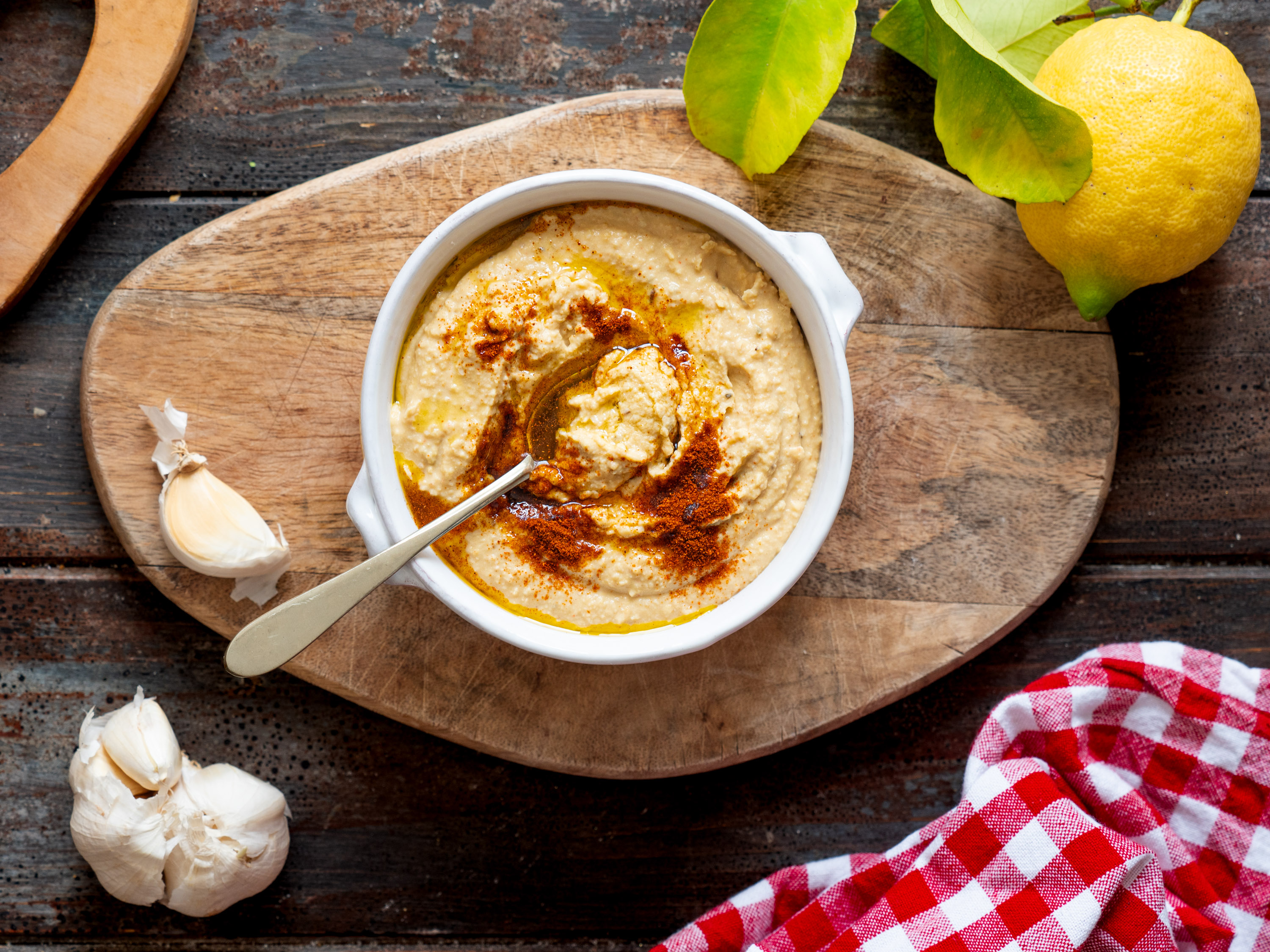 Crostini con hummus di ceci e melanzane: antipasto sfizioso | Cookaround