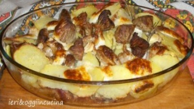 Agnello con pecorino e patate