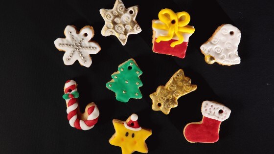 Biscottini per albero: stivale, fiocco di neve e stella