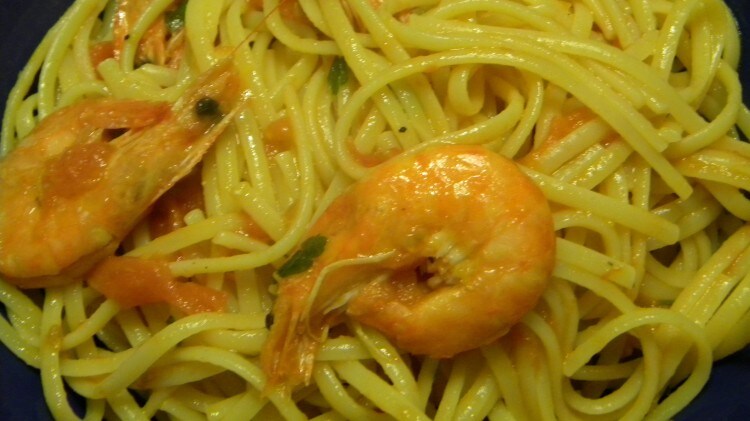 Linguine mazzancolle e pomodoro