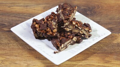Torta al cioccolato senza cottura
