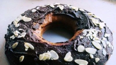 Ciambella banana e cioccolato fondente