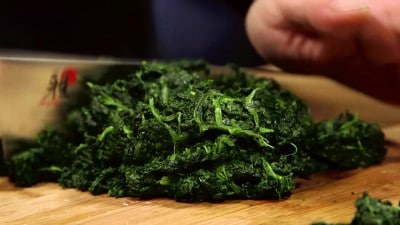Tiropita con feta e spinaci