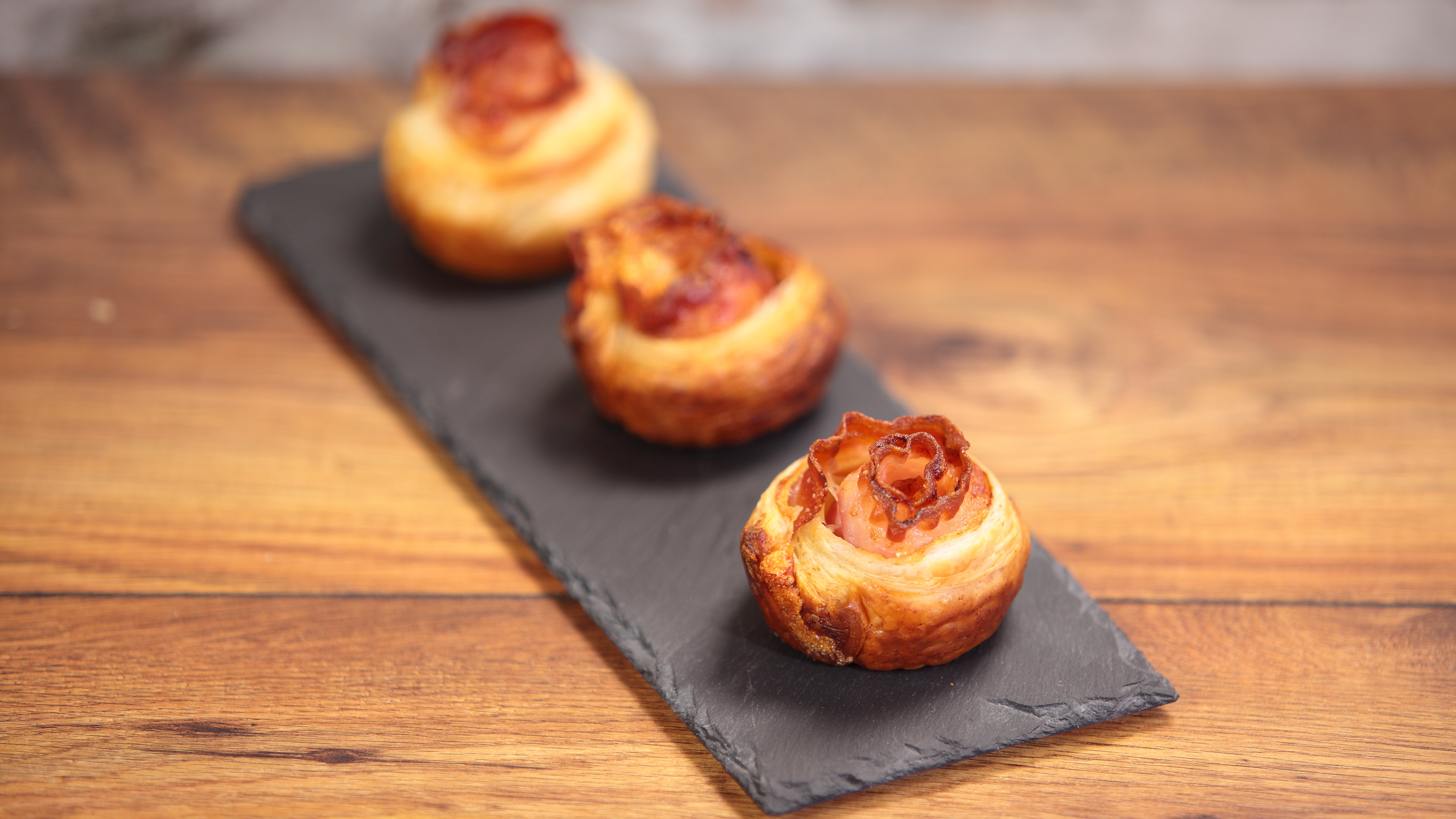 Rose di sfoglia con paté di carciofi golosissime! Cookaround