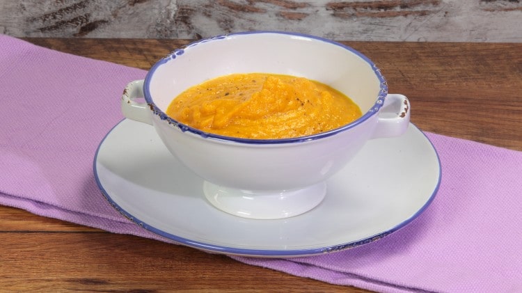 Zuppa di carote arrostite