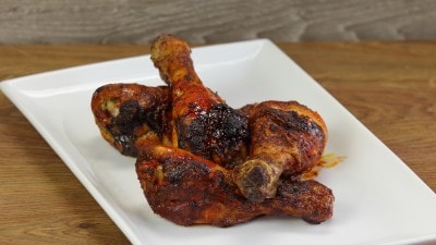 Cosce di pollo al jerk giamaicano