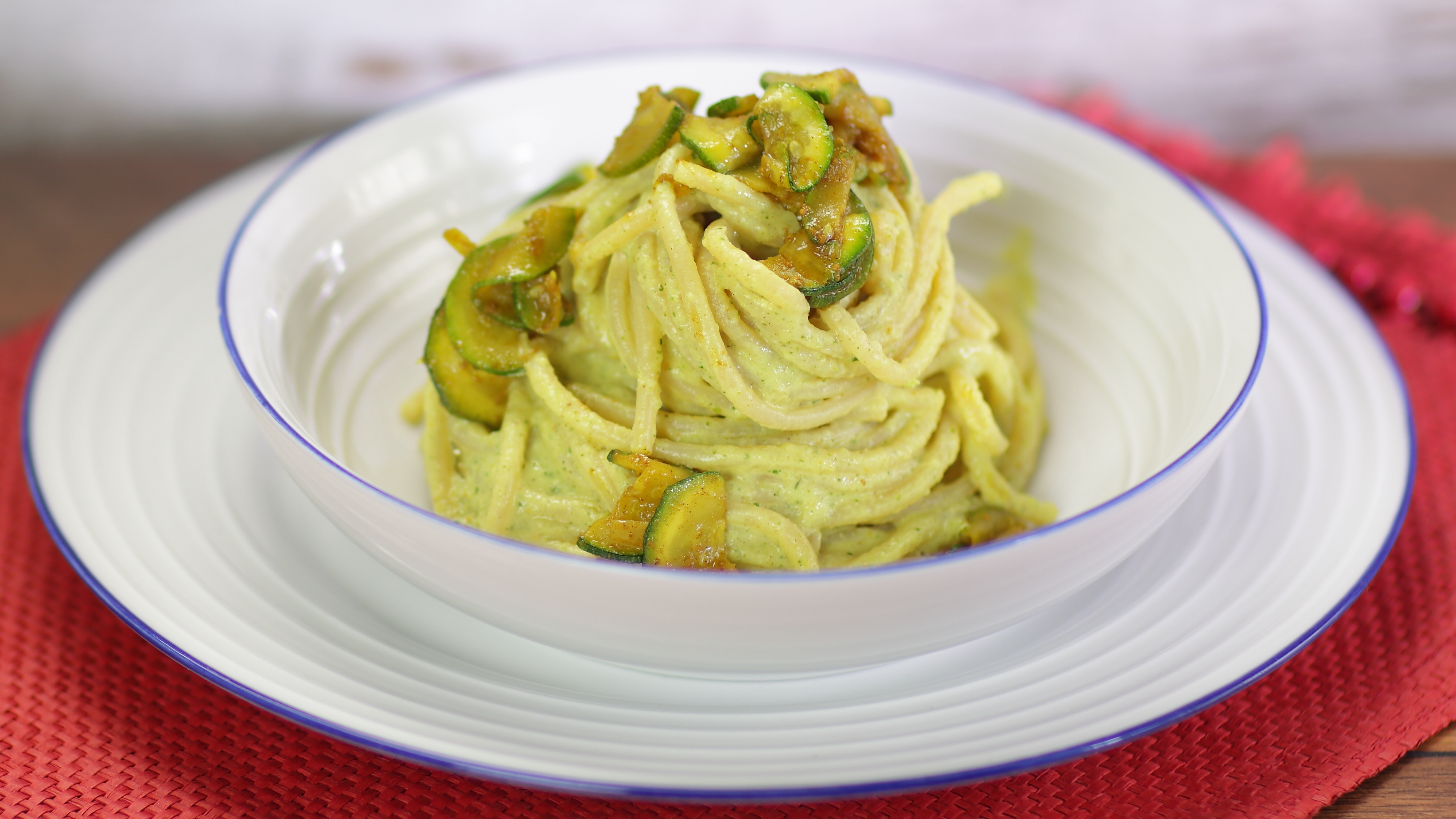 pasta con zucchine e ricotta