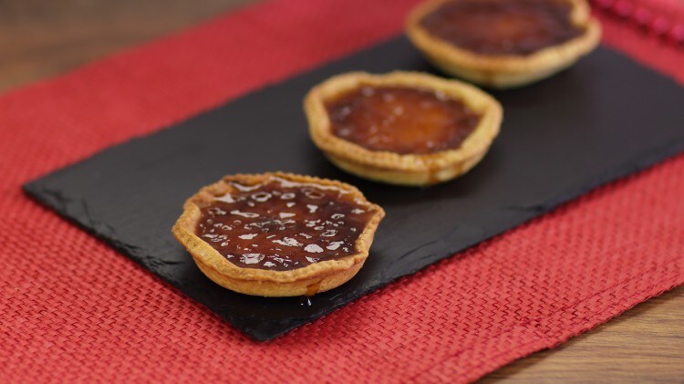 Crostatine con crema al latte e caffè