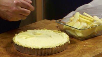 Crostata con crema ricotta e mele | Cookaround